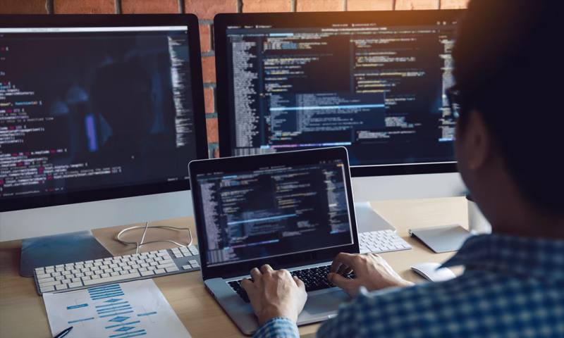 数据科学选型：R与Python如何赋能浚县网站建设？